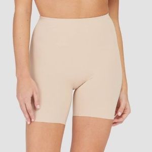 Assets by Spanx Thintuition Shaping Mid-Thigh Slimmer Women’s XL Beige